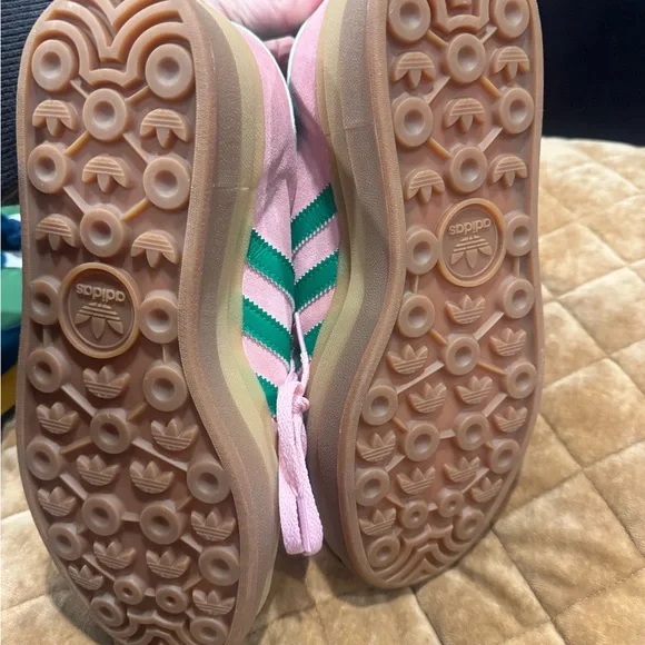 Adidas GAZELLE BOLD Suede Sneakers in Pink and Green- cute comfy classics🩷💚 - Picture 8 of 16